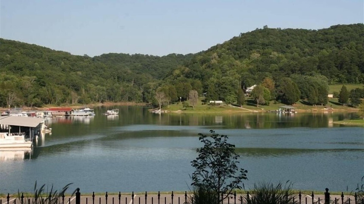 Andersonville Condo | Waterside Condo - Norris Lake - Andersonville, Tn
