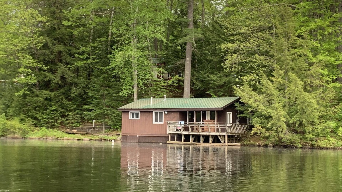 Woodsville Cottage | Waterside Cottage - Unique Setting and Experience - White Mountains, NH