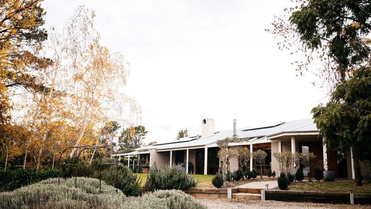 Wallaroo House | Wattagan Homestead Wallaroo wine region