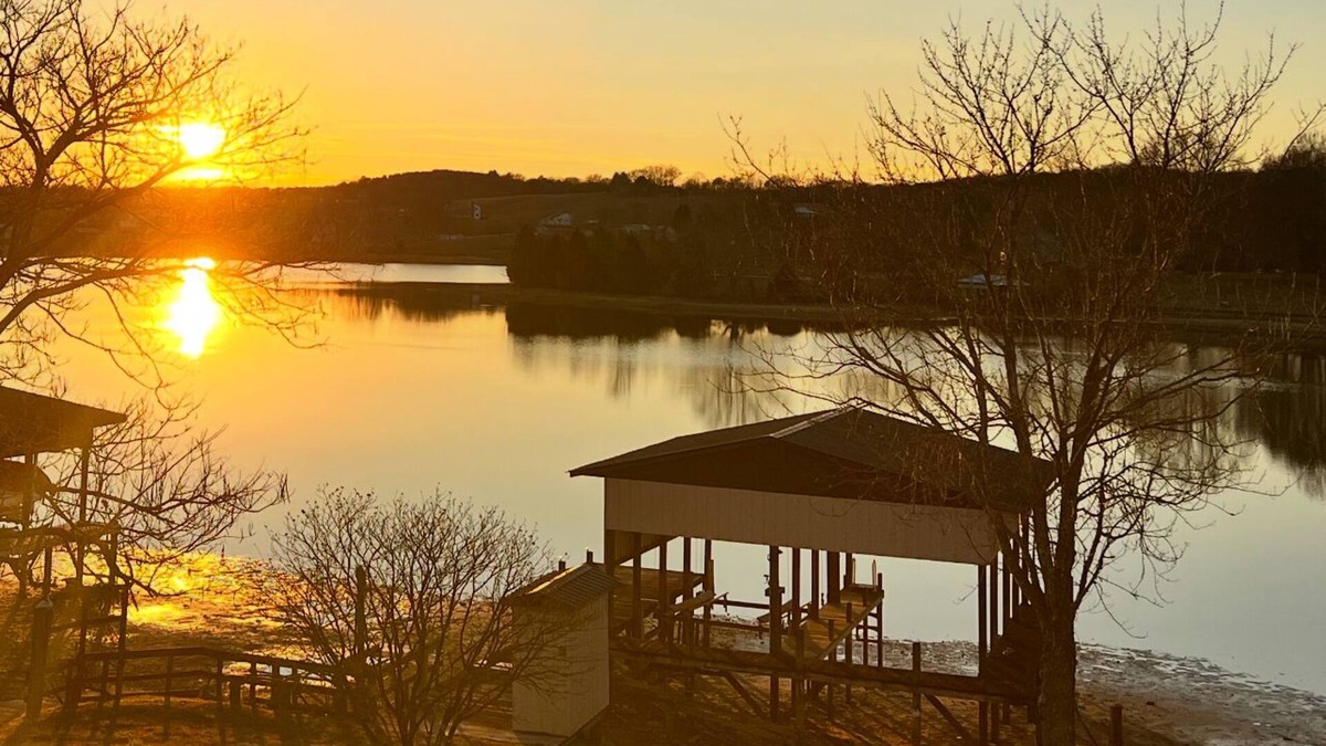 Spring City House | Watts Bar Lake Retreat Private Dock, Boat Ramp & Stunning Views!