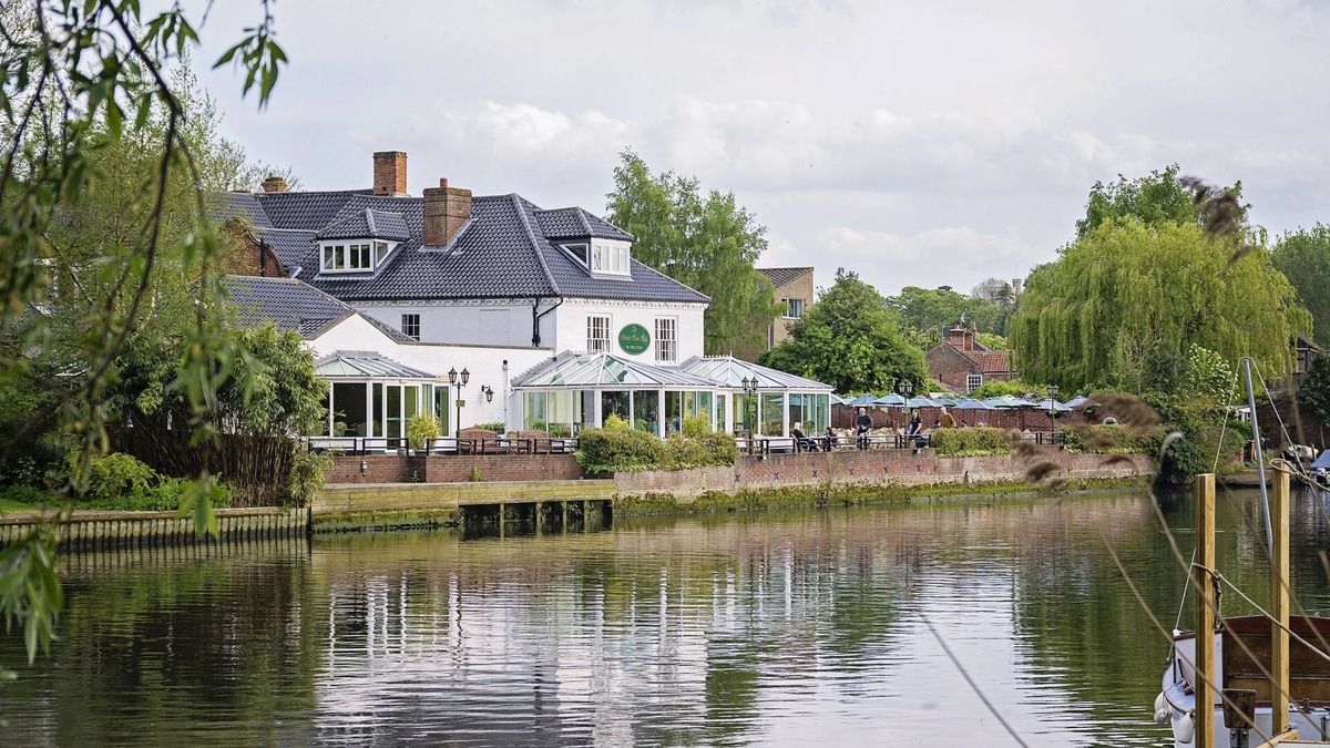 Beccles Hotel | Waveney House Hotel