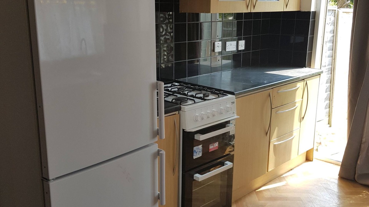 Eastbrook House | We have a beautiful 4 bedroom with all basic needs