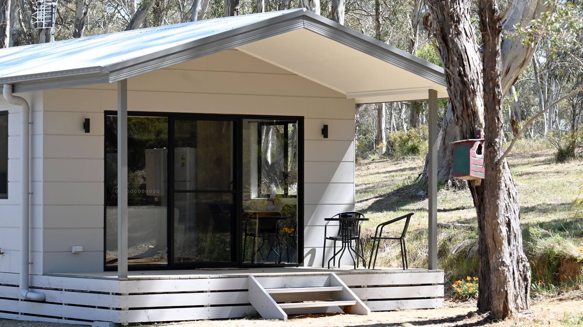 Wedderburn Cabin | Wedderburn Caravan Park