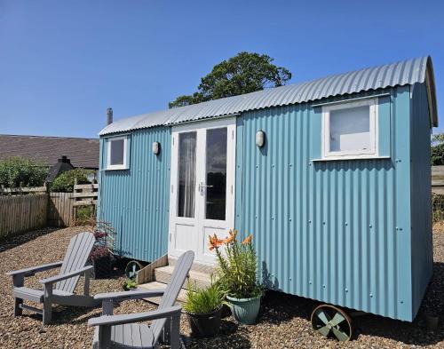 Kirkmichael Ski Chalet | Wee Shepherds Hut Maybole