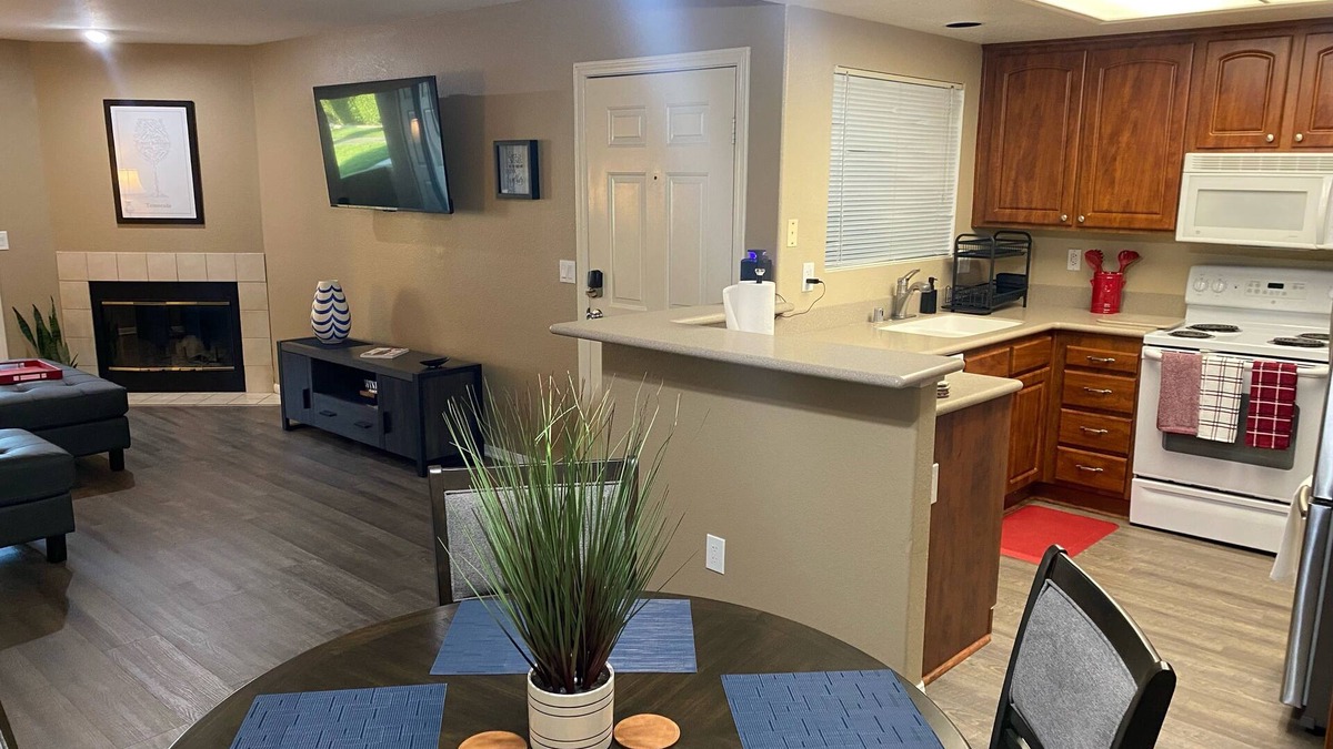 Temecula Condo | Weekend Wine Getaway