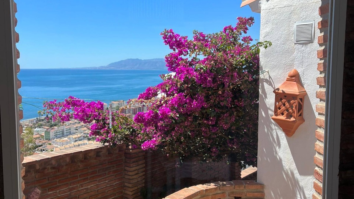 Torre de Benagalbon Bed & Breakfast | Wees Welkom bij Casa Hermosa en Geniet in een Oase van Rust