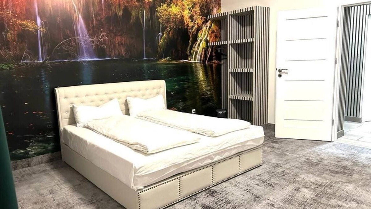 Plauen Apartment | Weißes Haus