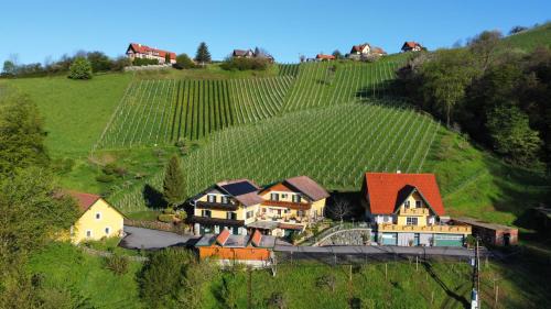 Kitzeck im Sausal Bed & Breakfast | Weingut Stoff