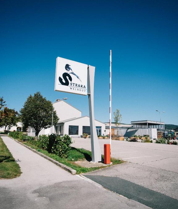 Rechnitz House | Weingut Straka