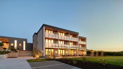 Brauneberg Bed & Breakfast | WeinQuartier Boujong