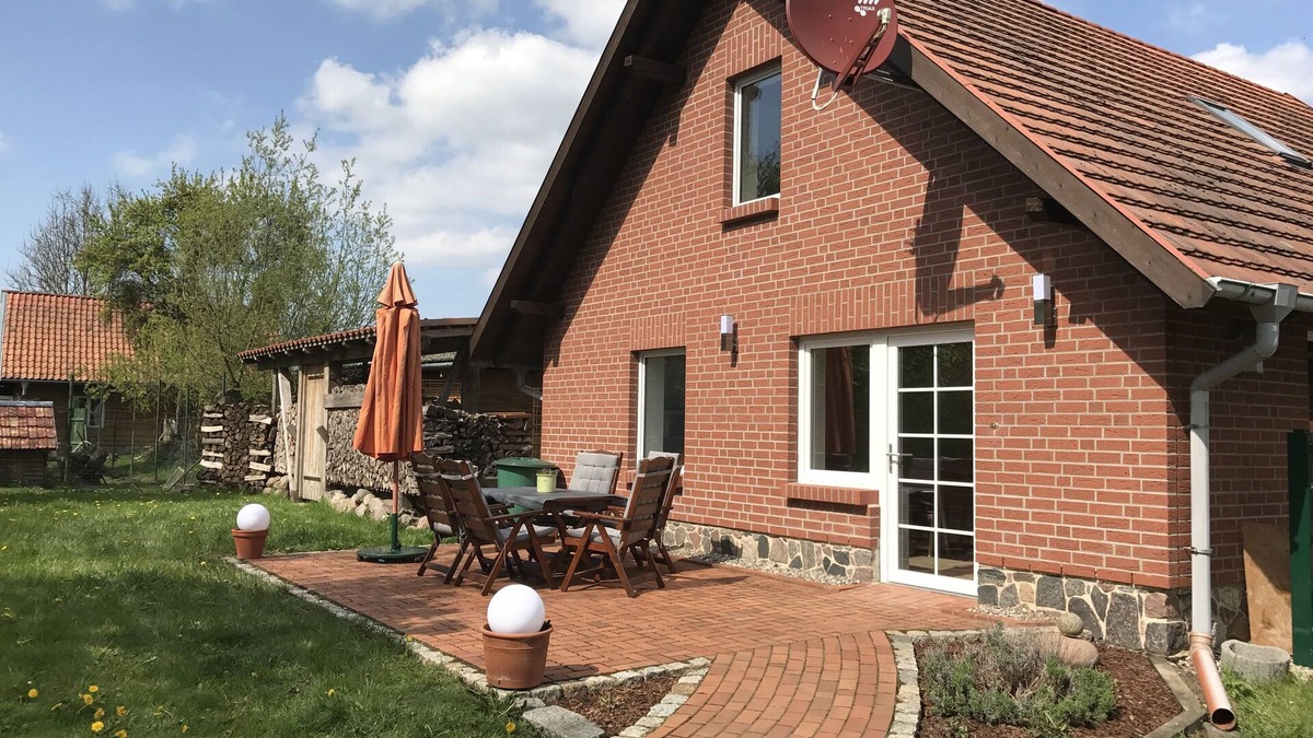 Neu Poserin House | Welcome to Plau am See (Kressin) on our hobby farm.