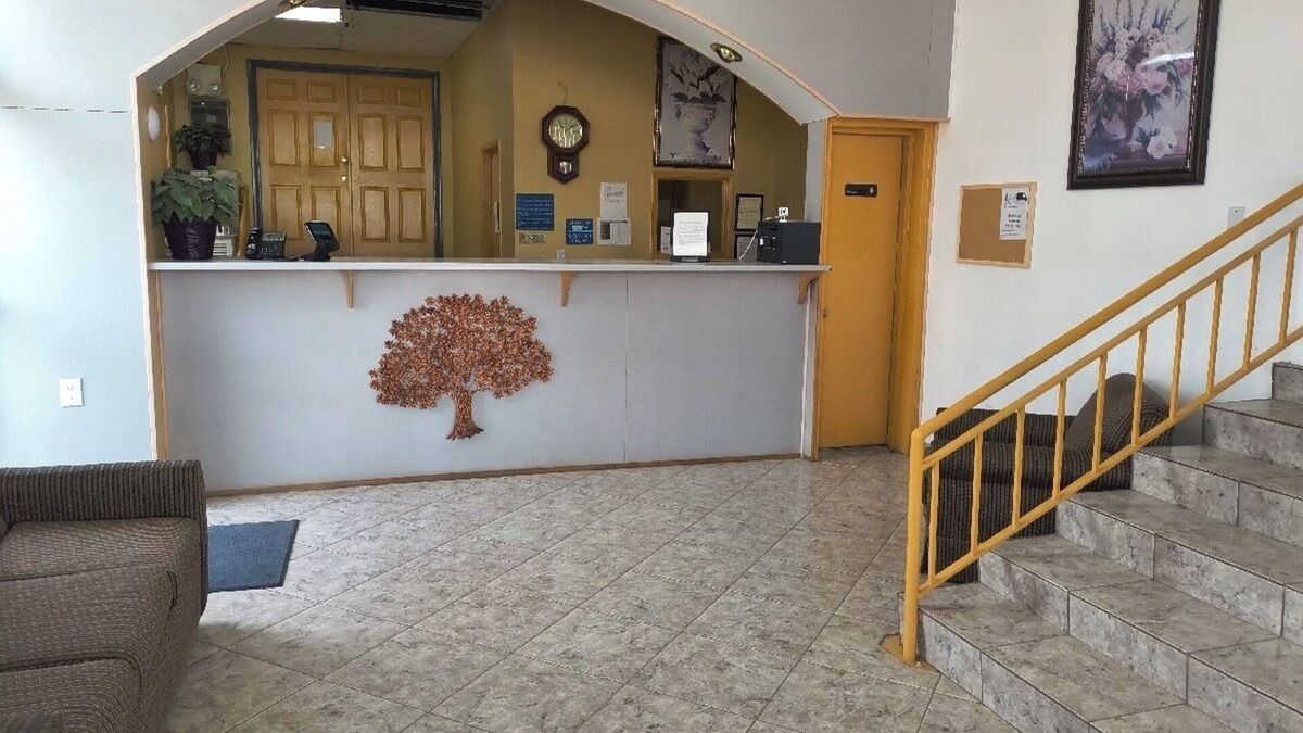 St. Johns Hotel | Welcome Inn and Suites