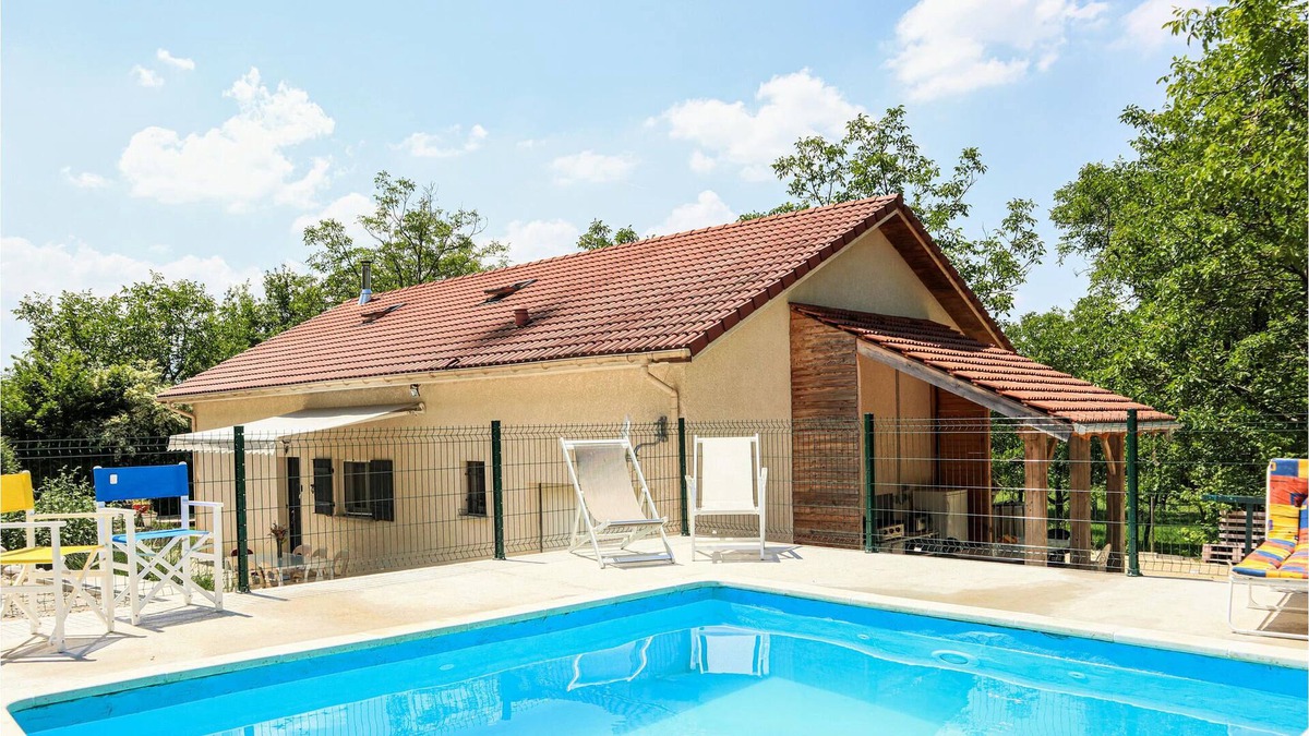 Sainte-Eulalie-en-Royans House | Welcome to this comfortable vacation home in a quiet location.