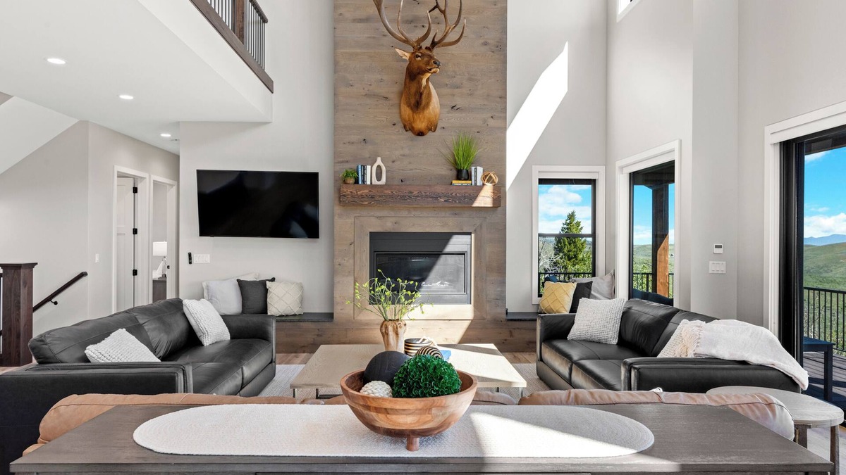 Fish Haven Cabin | Welcome to 100 Acre Lodge at the top of the Reserve (sleeps 50)