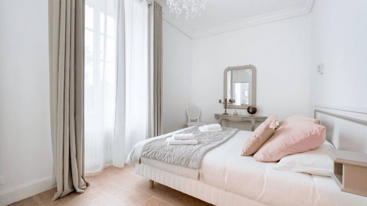 Becherel Hotel | Welcome to Arsene Gardens
