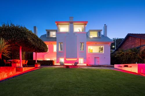 West Launceston House | Welcome to Belvoir, West Launceston