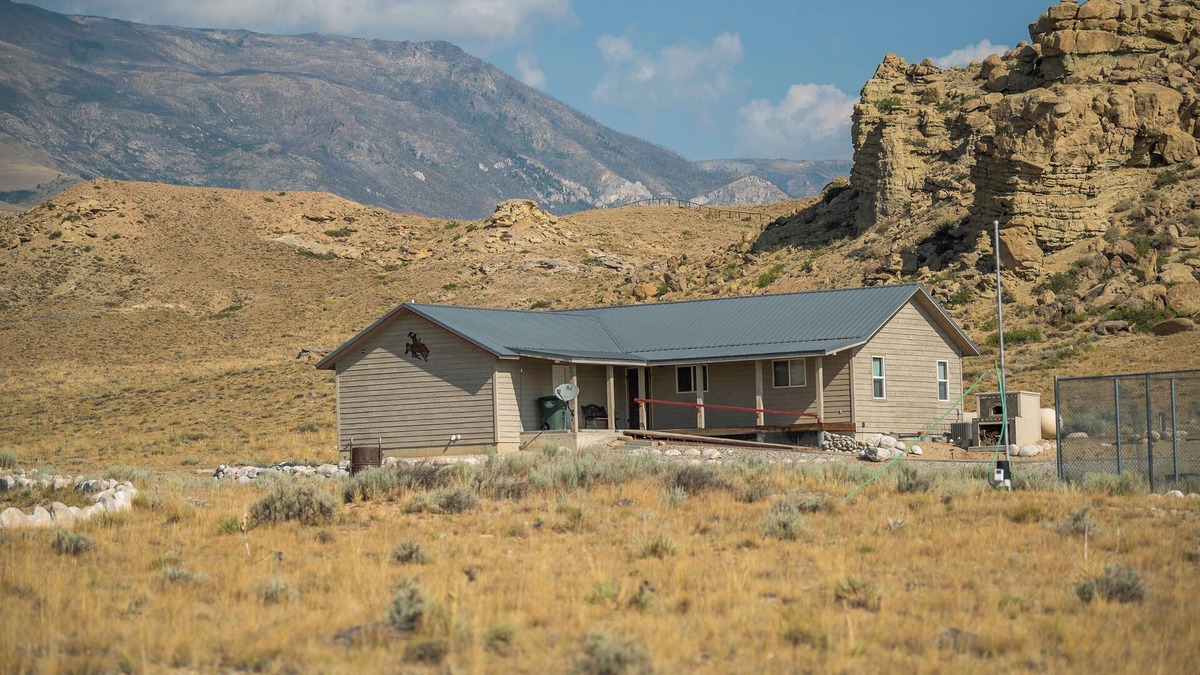 Clark House | Welcome to Bennett Creek Cottage in beautiful Clark, Wyoming!