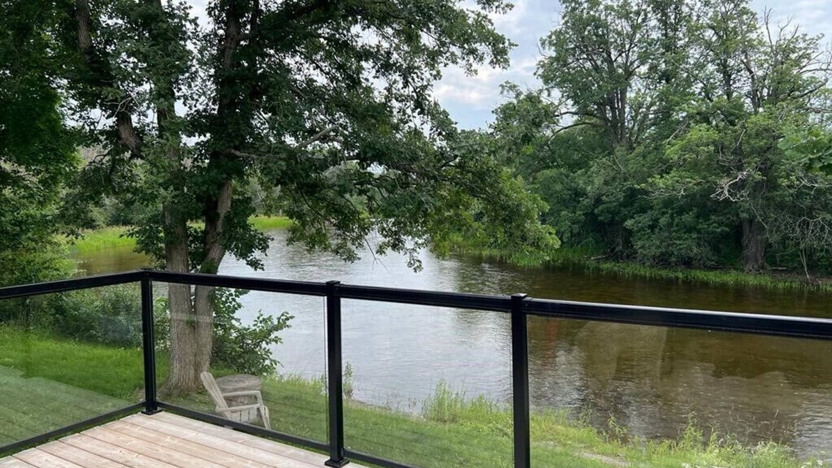 Mississippi Mills Cottage | Welcome to Blueberry Cottage, a peaceful Oasis