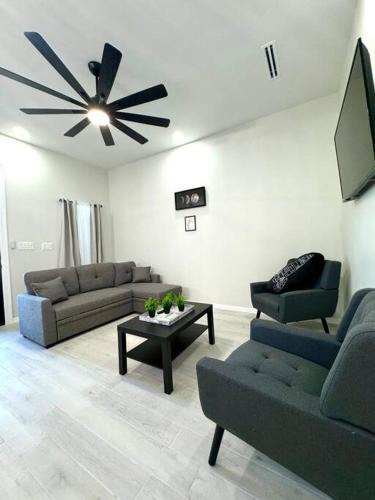 Brownsville Apartment | Welcome to Launchpad Living!