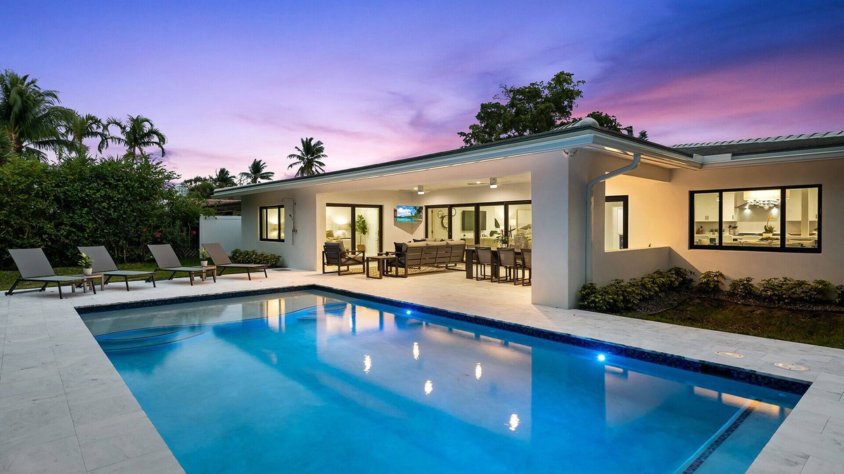 Harbour Inlet House | Welcome to Manatee Harbor, A Heated Pool Home with Walkable Beach Access!