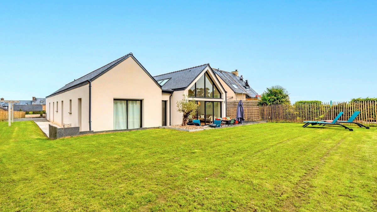 Goulven House | Welcome to Marius and Augustin's