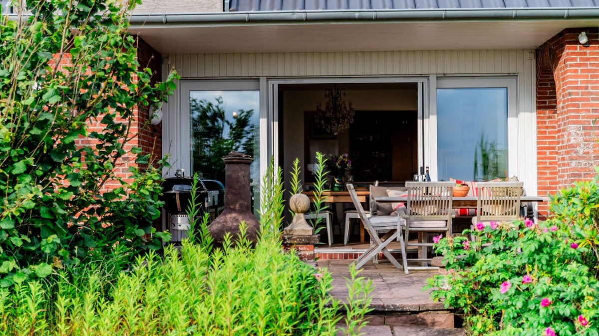 Nordstrand House | Welcome to our cozy vacation home right on the North Sea! Here