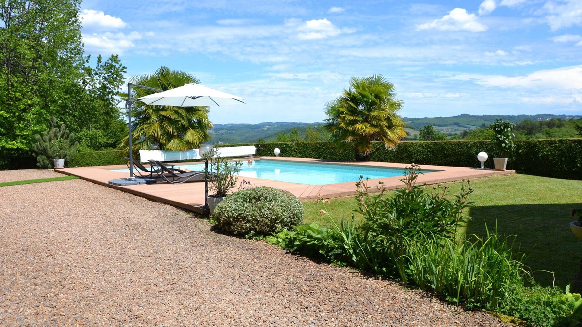 Naves House | Welcome to our Gite