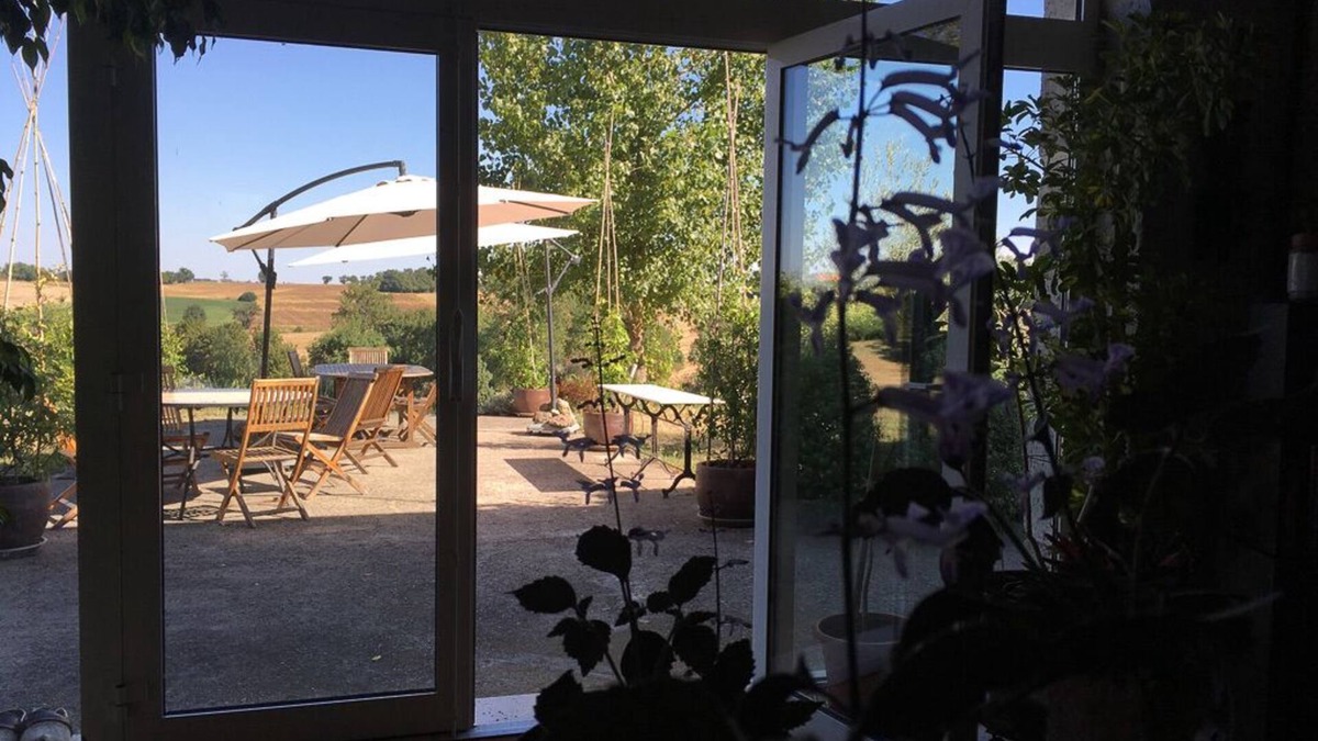 Calignac House | Welcome to our house, we are happy to open its doors to you!