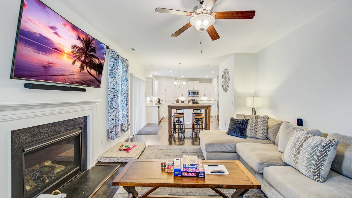 Durham House | Welcome to our Legendary Urban Villas! Within 10 minutes to anything in the RDU