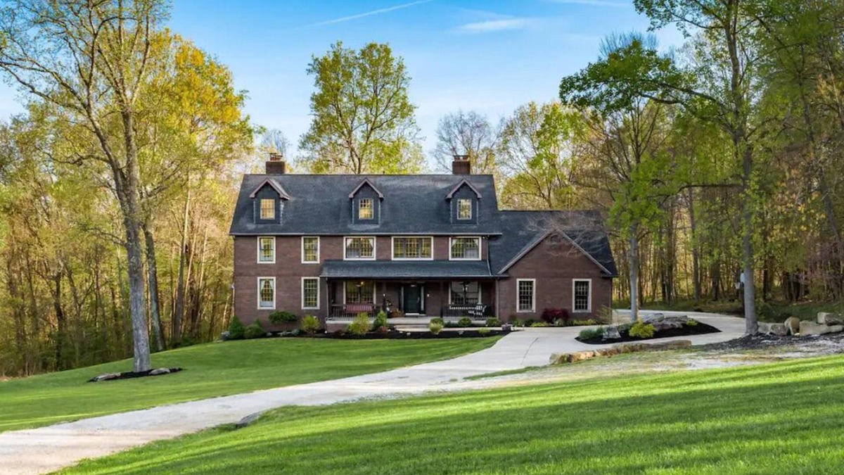 Cambridge House | Welcome to our Secluded Retreat Home, near Salt Fork State Park, Cambridge, Ohio