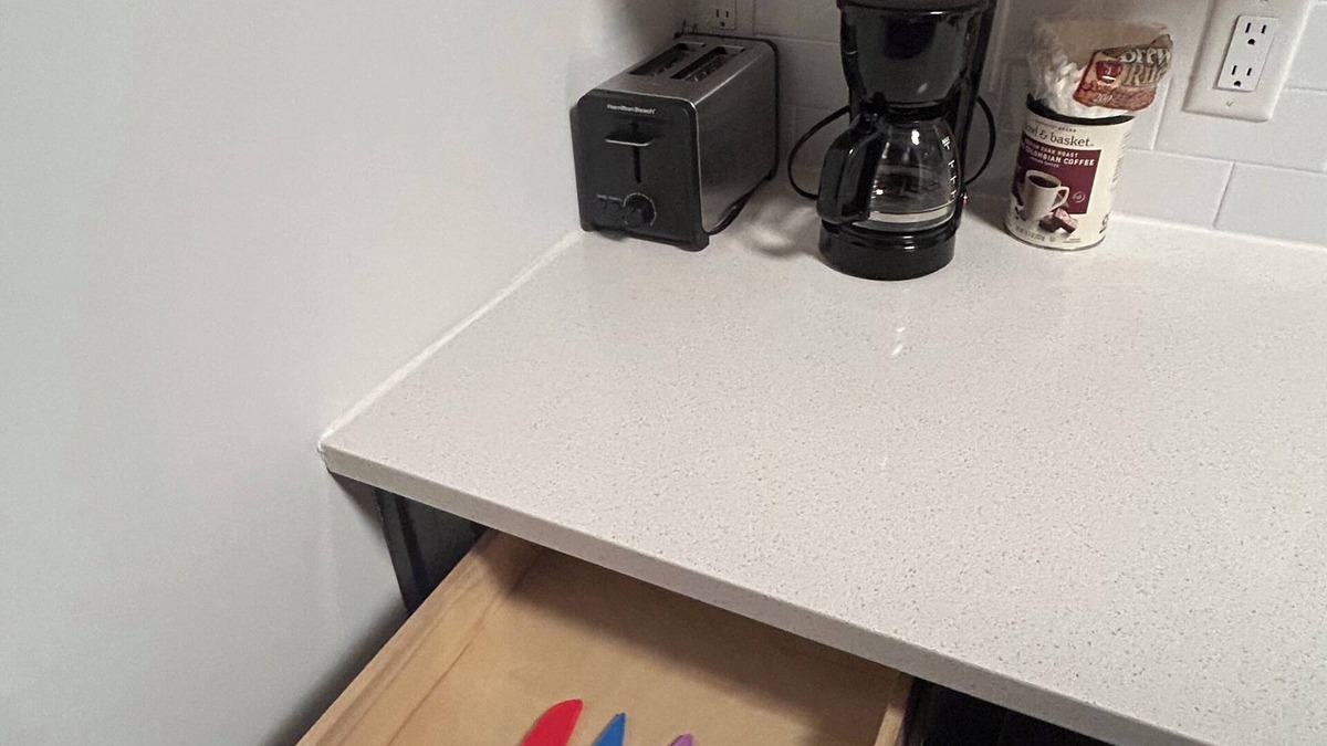 Bayonne House | Welcome to outlet Charming townhome with WiFi and AC & more in enjoyable Bayonne