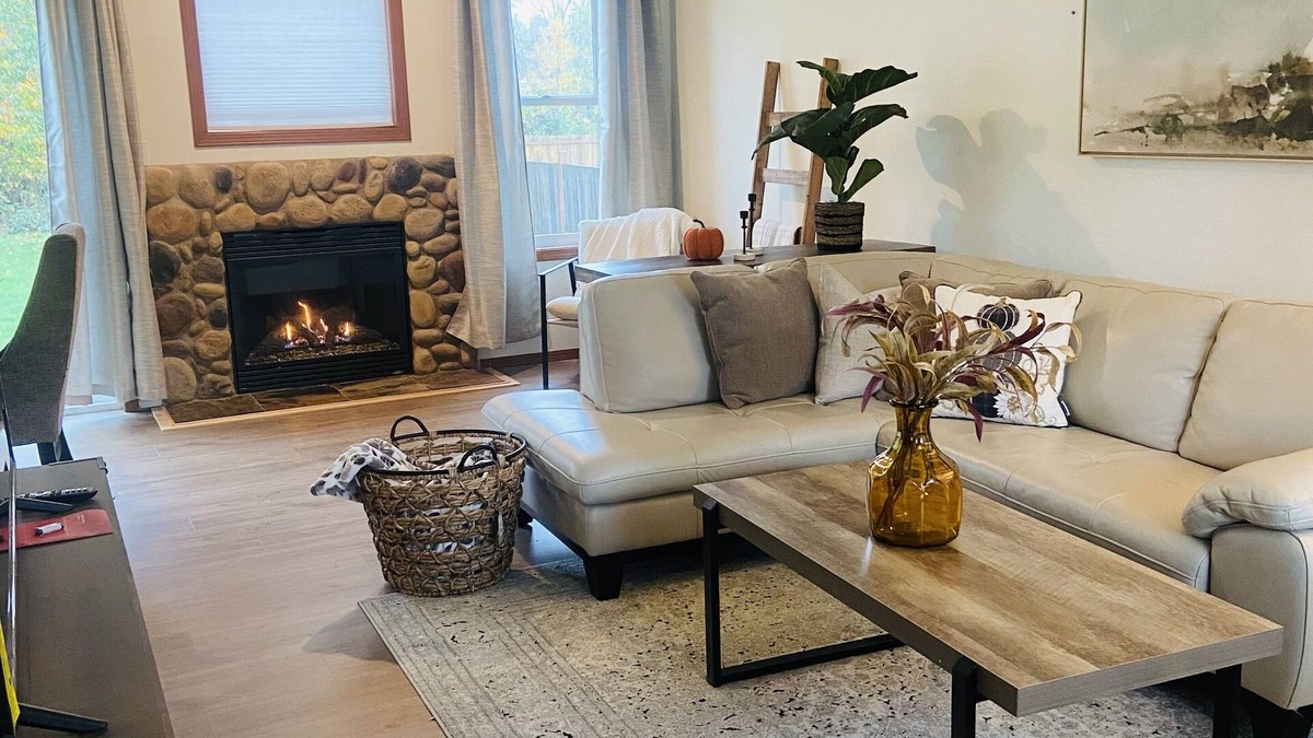 Fort Lewis House | Welcome to the beautiful Mt. Rainier house