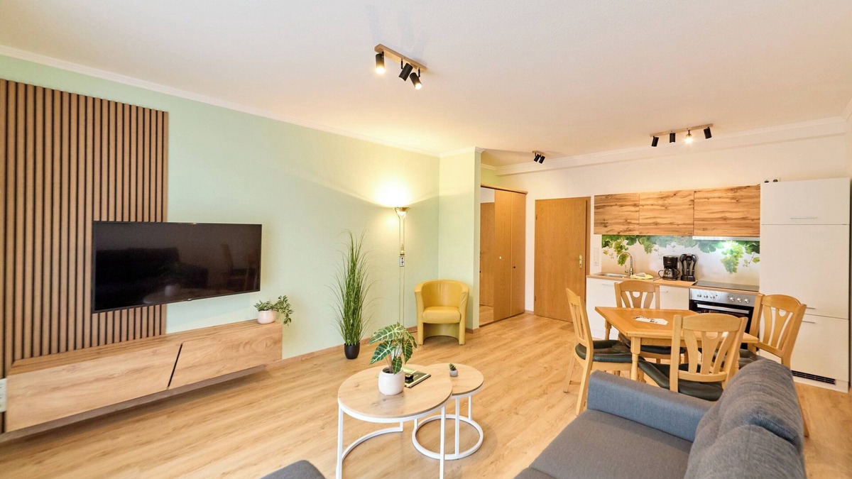 Lieser Apartment | Welcome to the Binz-Meyer guest house: Your Moselschleife apartment in Lieser