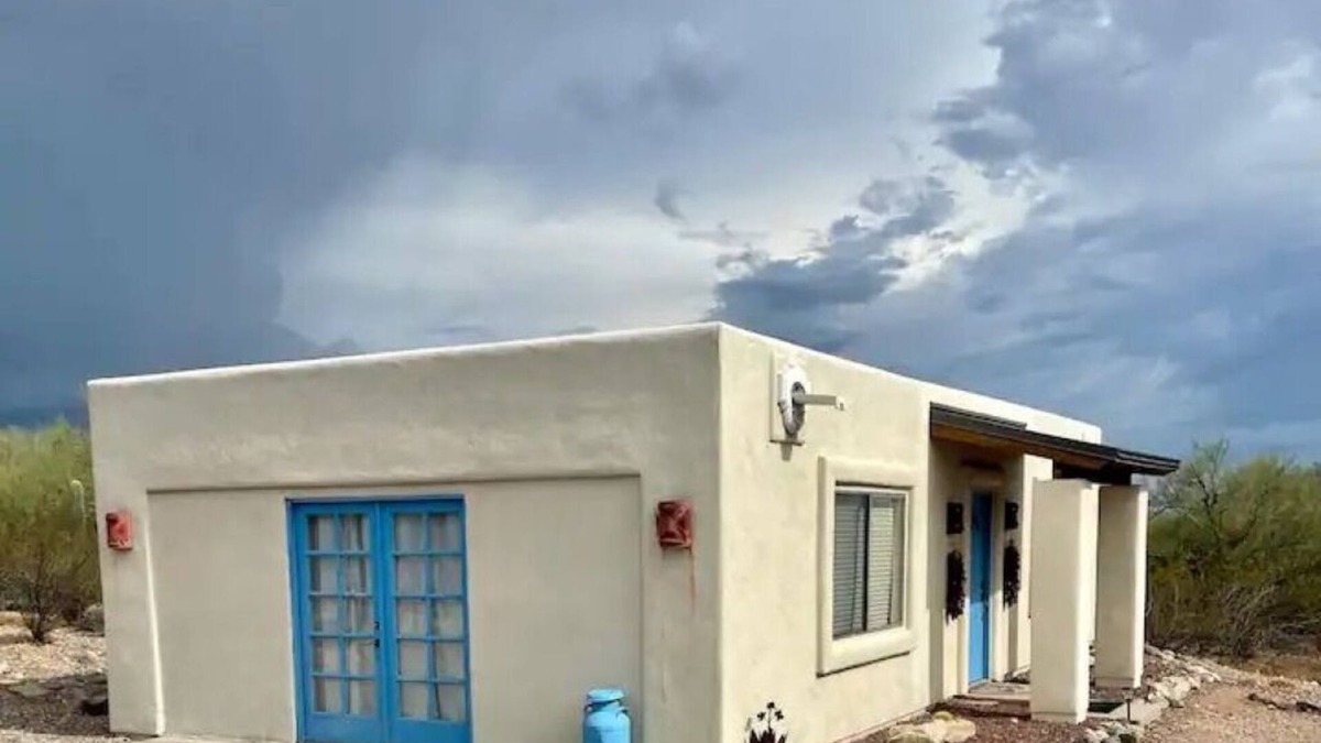 Catalina Ranch Estates House | WELCOME TO THE BLUE DOOR CASITA AT FOUR FLAGS FARM: WAY OUT WEST.