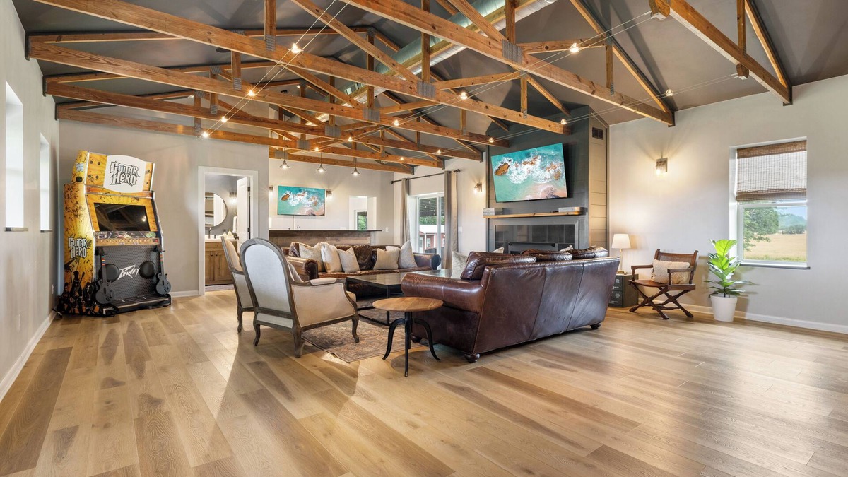 Sedalia House | Welcome to The Bunk House — Your Private Getaway Between Murray & Mayfield!