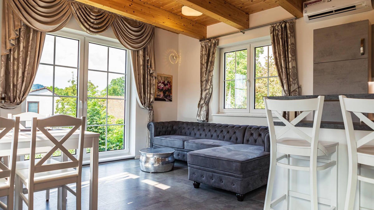 Schonbrunn House | Welcome to the noble holiday home