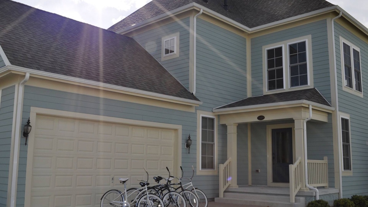 Long Neck House | Welcome to the most well-appointed rental in The Peninsula five star resort!