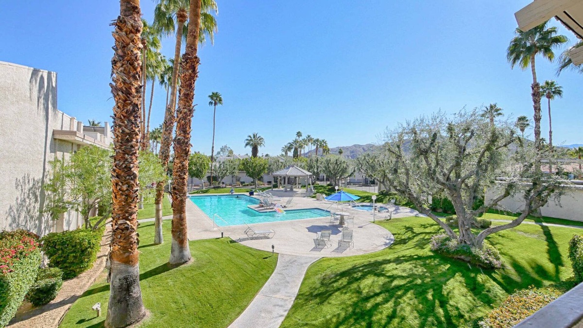 Deep Well Ranch Condo | Welcome to the Pomello. Your desert oasis awaits.