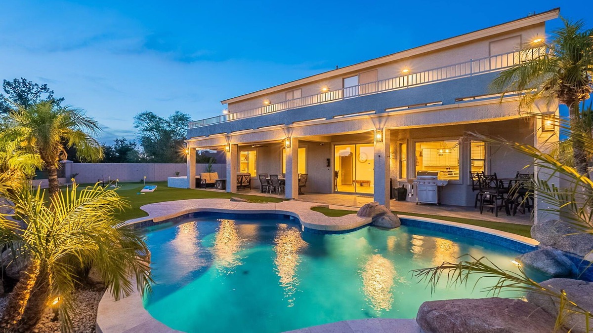 Augusta Ranch House | Welcome to The Shandy Landing! This retreat boasts an amazing new outdoor kitchen, 4 luxury King Bed -Bedrooms, gorgeous privacy, pool & hot tub, lawn games and stunning golf course views. Your serene getaway awaits 🌞⛳