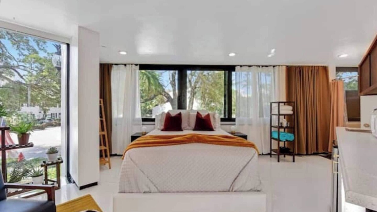 Colee Hammock Apartment | Welcome to The Loft by PMI