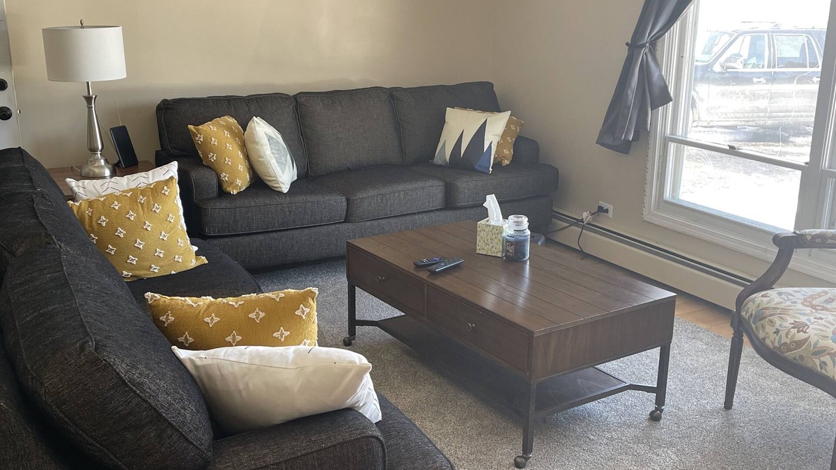 Sault Ste. Marie House | Welcome to the Neighborhood