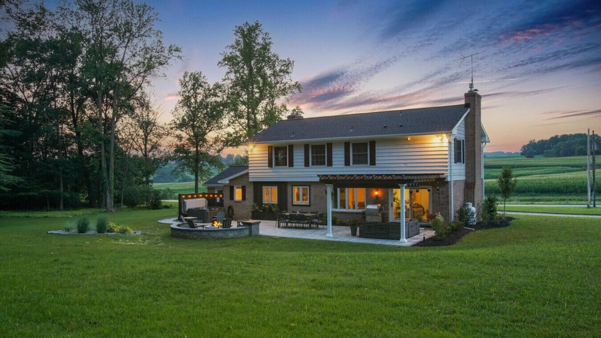 Steelville House | Welcome to this Peaceful Haven in Amish Country Lancaster County