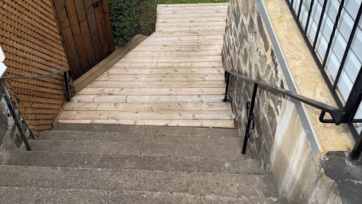 Clayton Park House | Welcome to your home away from home, a cozy suite in the heart of Clayton Park