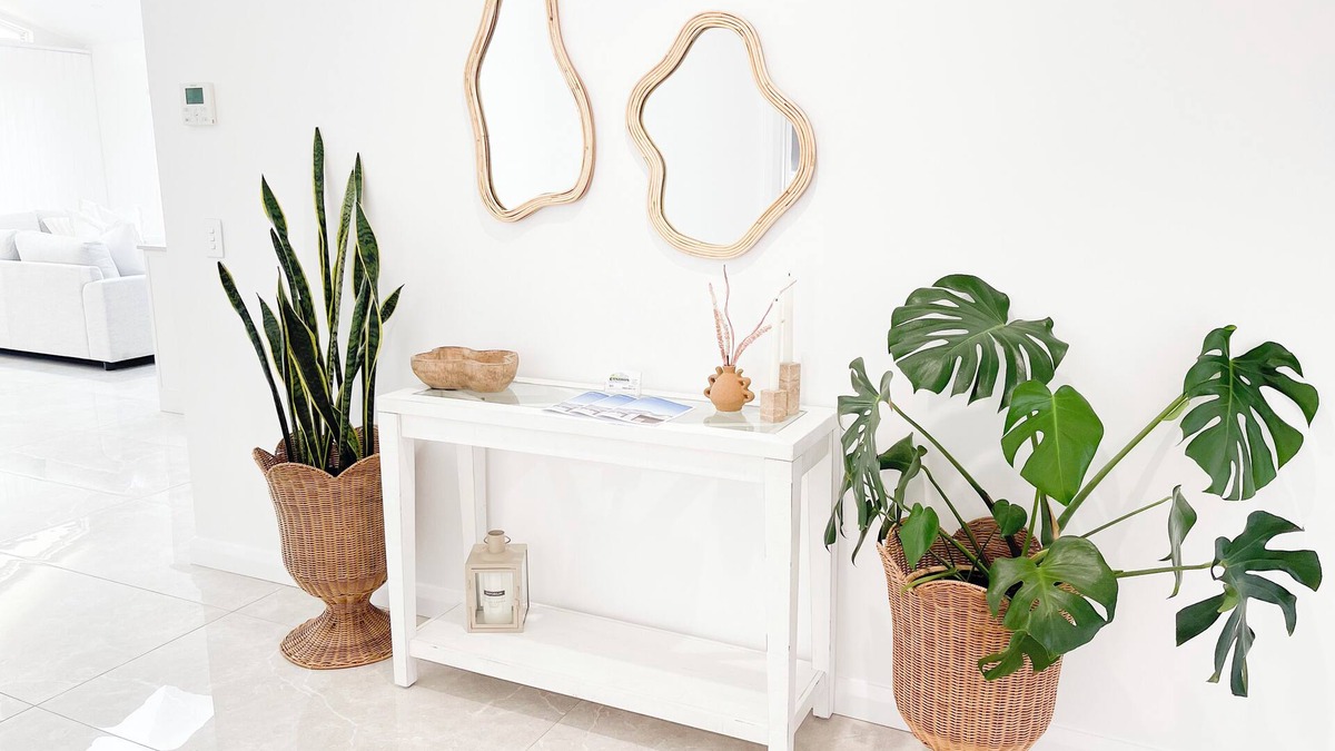 Gobbagombalin Apartment | Welcome to your modern retreat in the family-friendly Gobbagombalin Estate.