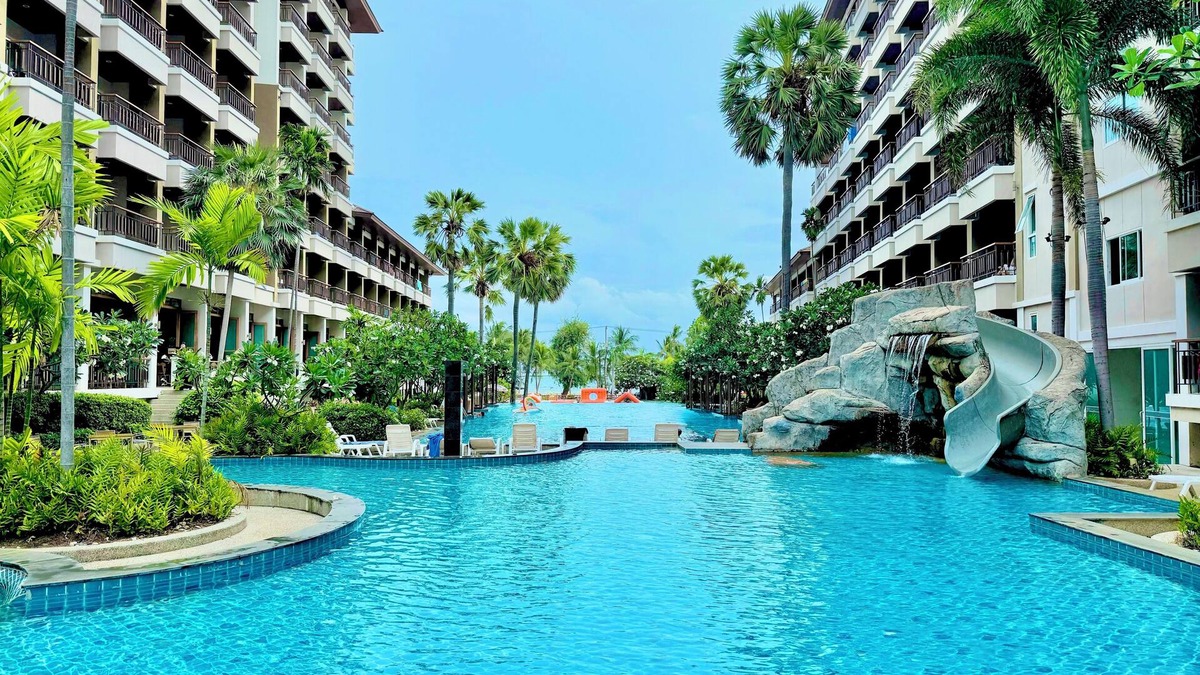 Jomtien Hotel | Welcome World Beachfront Resort