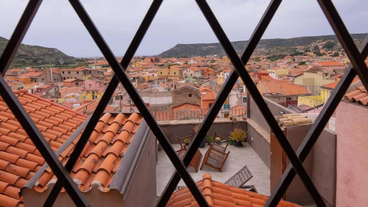 Bosa Historic Centre Apartment | Welcomely - Casa Portella