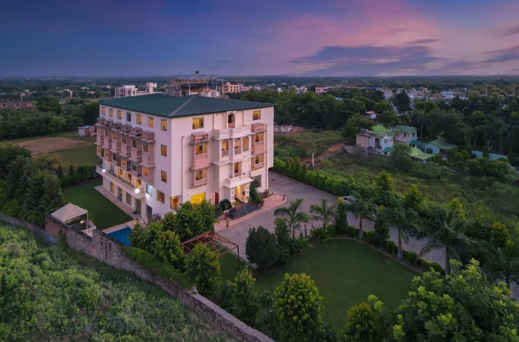 Sawai Madhopur Resort | WelcomHeritage Mount Valley Resort Ranthambore