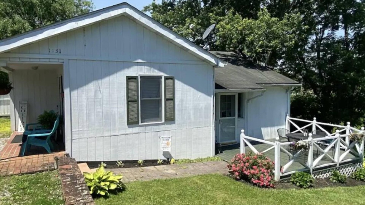 Summerlee Cottage | Welcoming 2-bedroom cottage in the heart of New River Gorge National Park