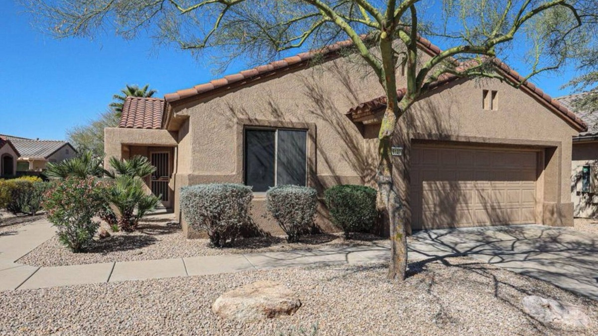 Desert Sage House | Welcoming 2-bedroom house with AC in The Grand