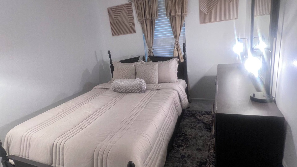 St. Charles House | Welcoming 3-bedroom townhome with AC in Waldorf